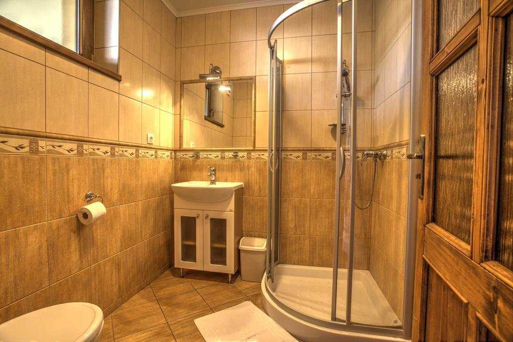 Penzion Grobsky Dvor Slovensky Grob Zimmer foto